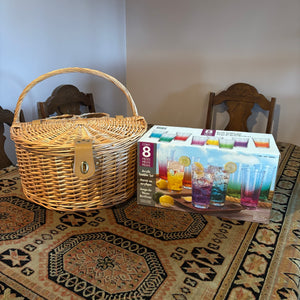 1/2 Circle Picnic Basket and Plastic Tumblers - O268