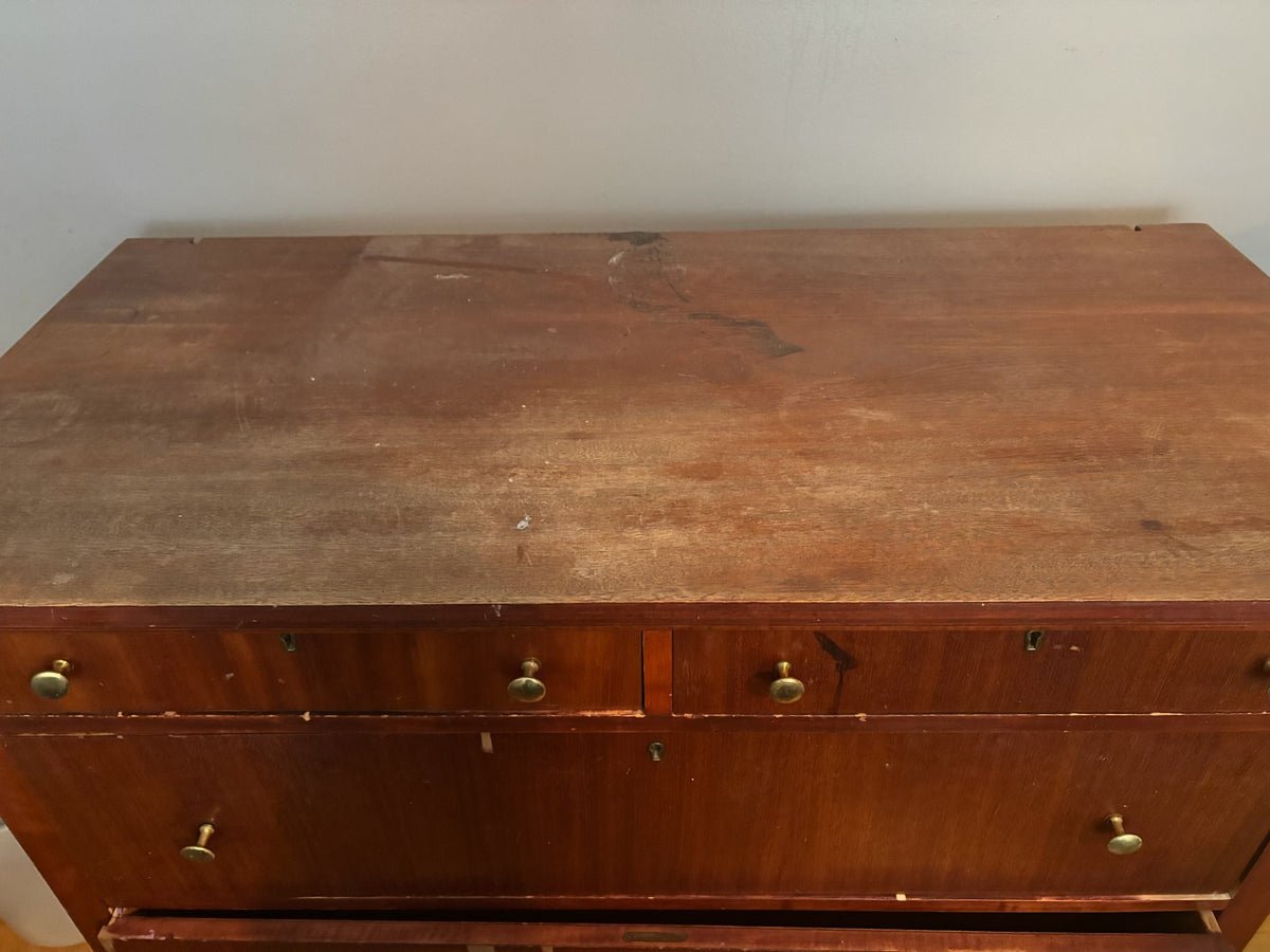 E328 Antique solid wood 4 drawer dresser (34" x 45" x 22")