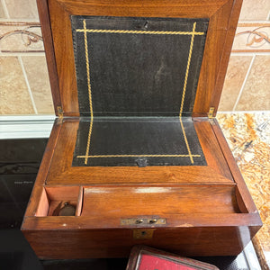 Vintage Grouping (Toiletries Kit and More) - M332