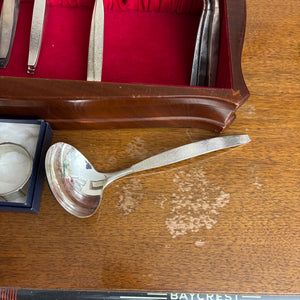 VINTAGE SILVER PLATED COMMUNITY FLATWARE WITH FLATWARE CASE AND MORE - P346