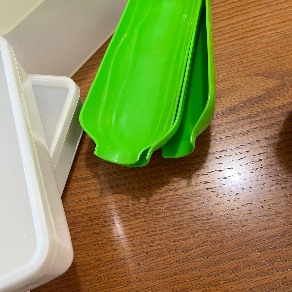 B315 Kitchen grouping (salad spinner and more)