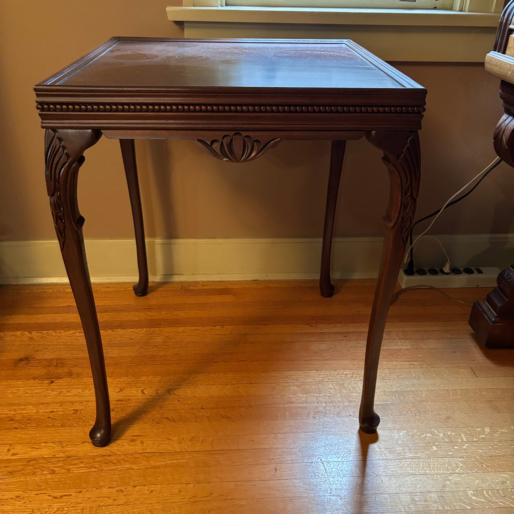 E119 Solid wood vintage accent table (28" x 22" x 32")