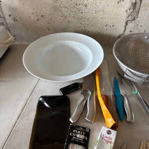 Kitchen Grouping (Strainers, White Bowl and More) - M365