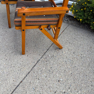 Set of 2 Vintage Solid Wood Folding Patio Chairs - M373