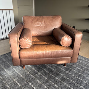 Sven 42" Tufted Leather Lounge Chair in Taos Brown
(Retail Value $1,600) - L304