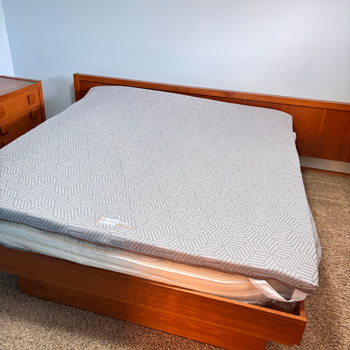 K330 King Size RV mattress with mattress topper
