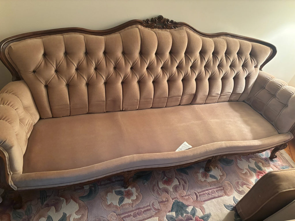 F201C Vintage sofa with solid wood frame and pink velvety fabric