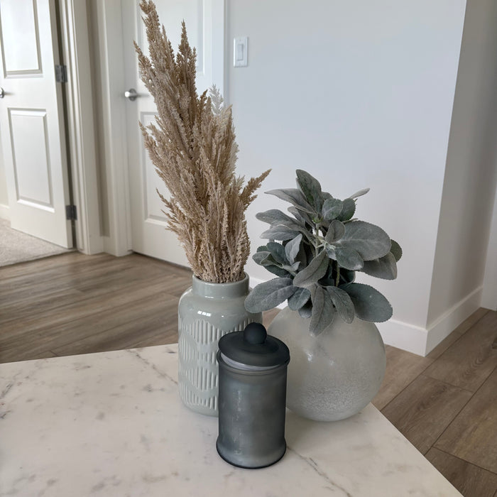 Home Decor Grouping (Dried Florals in Glass Vase and More) - G343