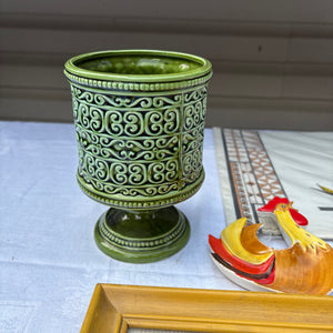 Vintage Artwork and Pottery Grouping - R417