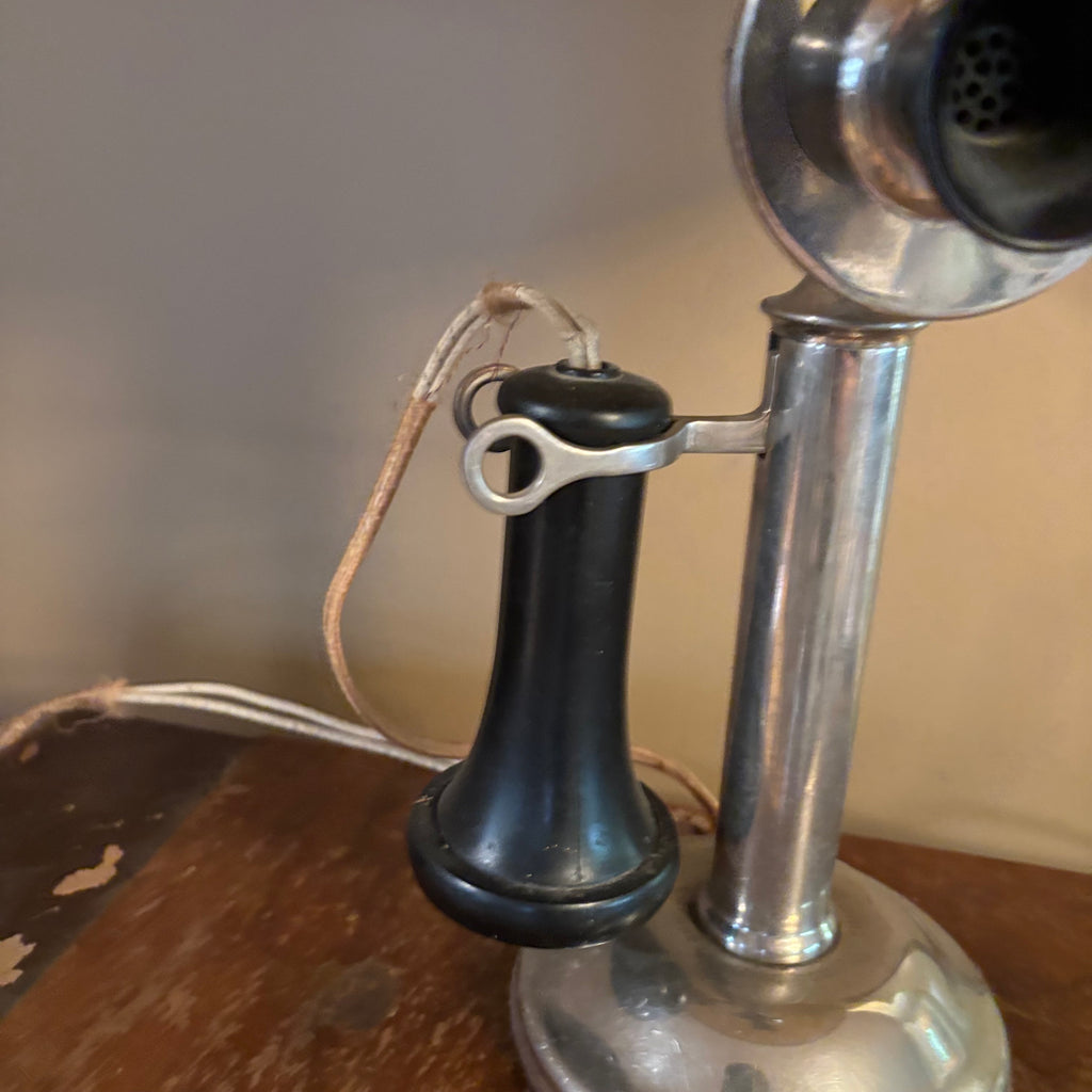 E114 Antique phone table lamp (untested)