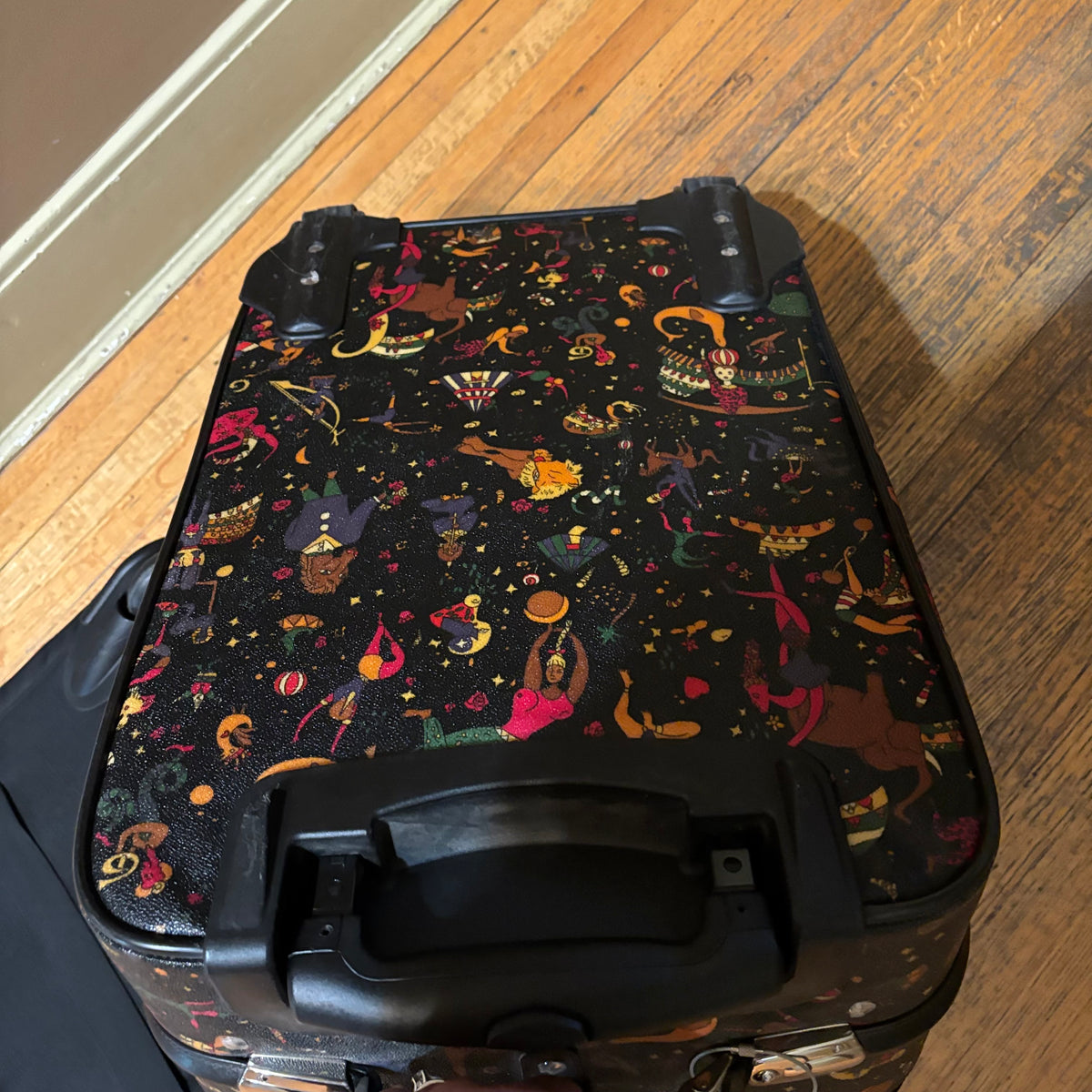 E139 Piero Guidi "Magic Circus" Trolley Case grouping