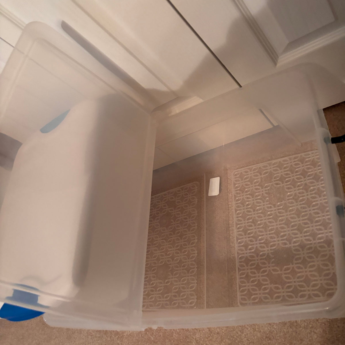 X233 Floor heater and storage bins