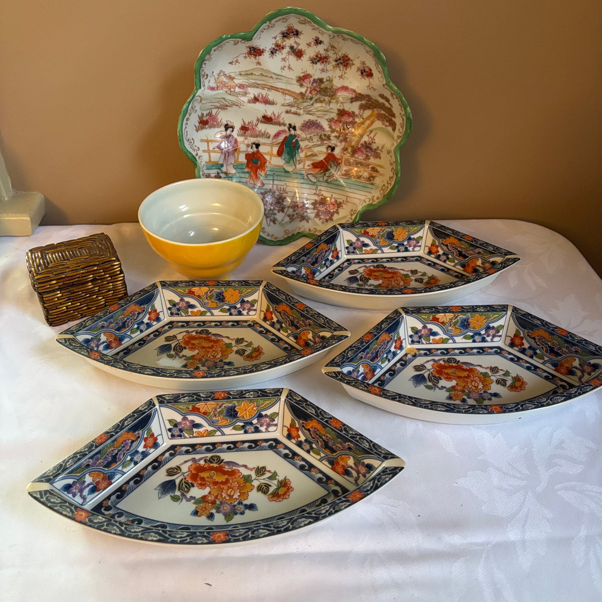 E138 Vintage Asian themed porcelain and more grouping