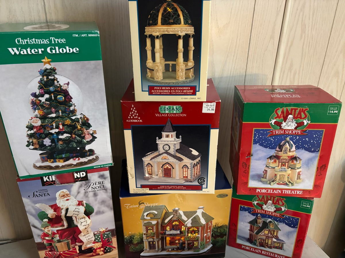 K500B Christmas grouping (villagers and more)