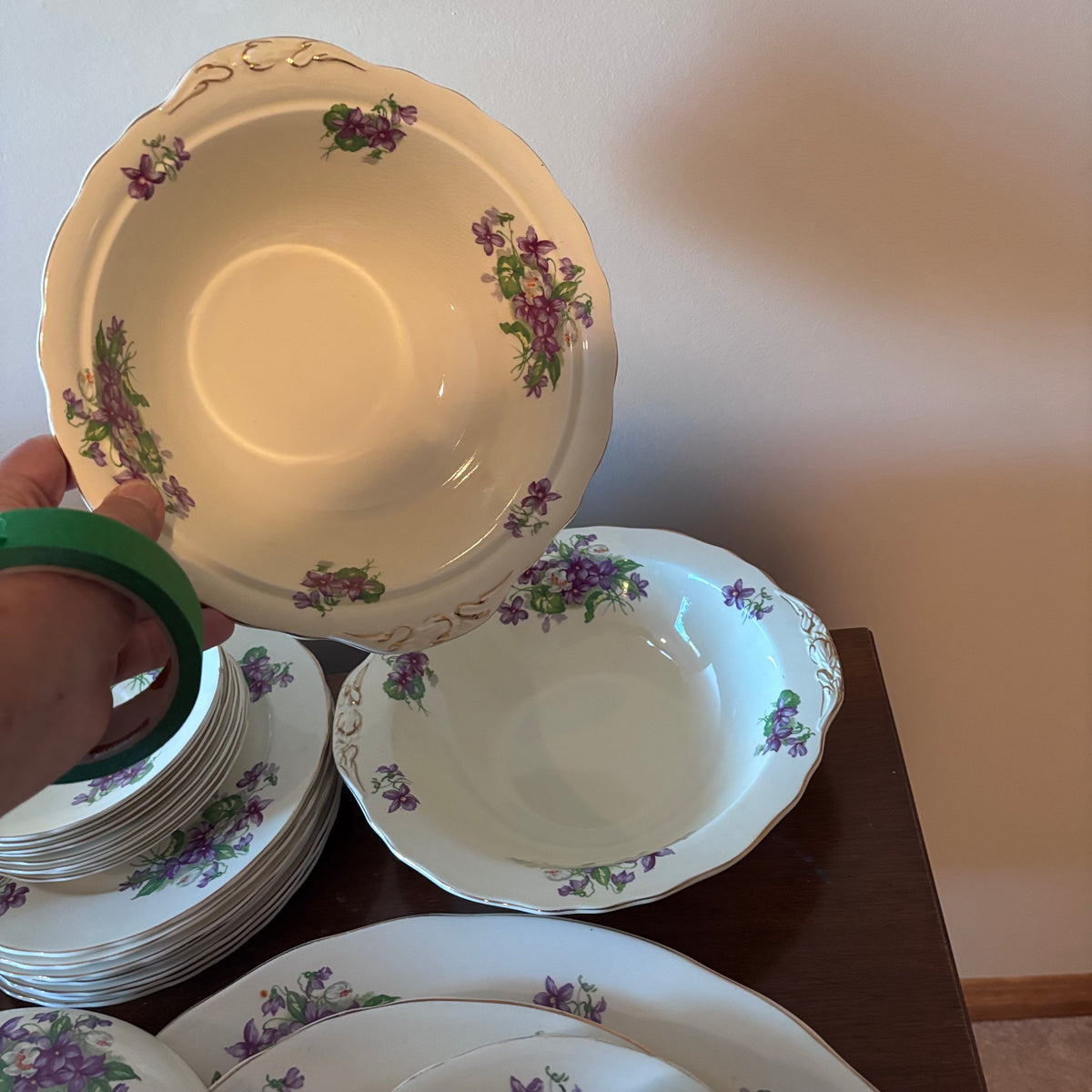 X259 58 Piece Vintage Imperial Porcelain China grouping