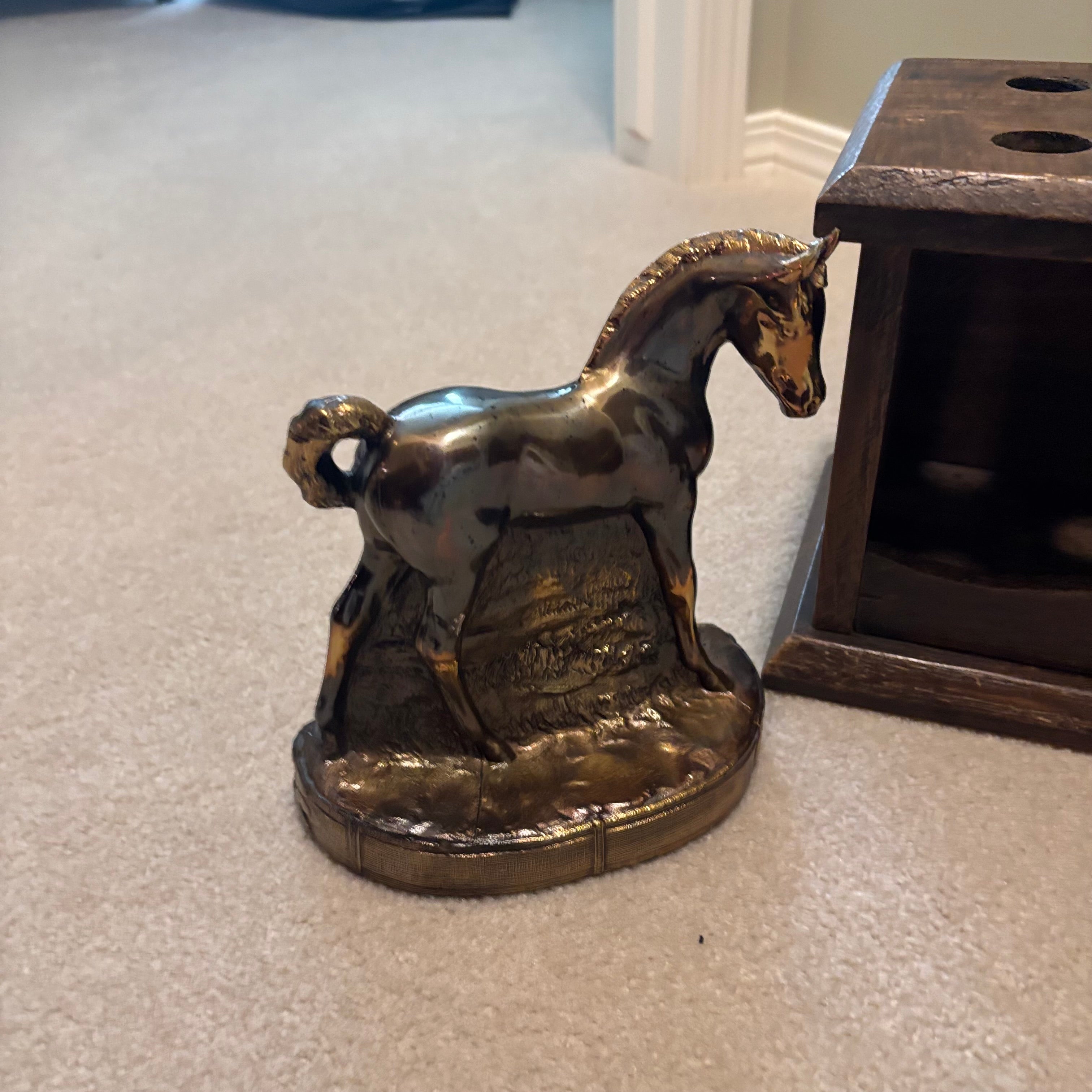 E851 Vintage Grouping (ceramic horse book ends and more)
