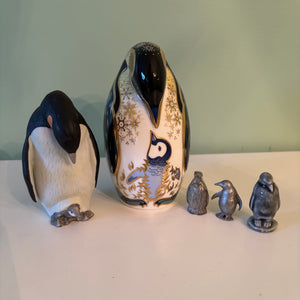 W809 Penguin Grouping (Royal Crown Derby and more)
