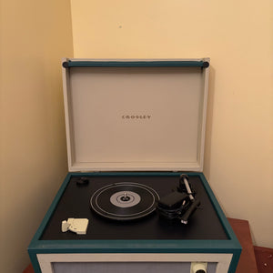 Crosley Dancette Record Player (manufactured in 2015) - R316
