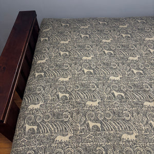 Queen Size Futon with Dark Wood Frame - V182