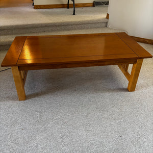 Shaker Style Solid Wood End Table - V246