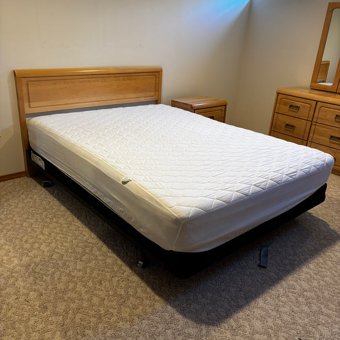Queen Size Bed (mattress, box spring, metal frame, solid wood headboard and mattress cover) - Z159