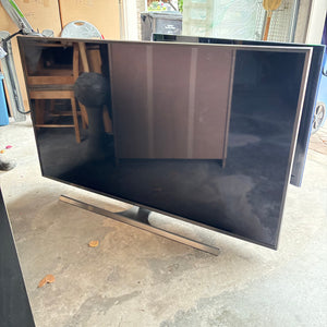 65” Samsung TV - O130