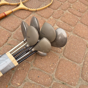 Booms, Clubs and Rackets - O154