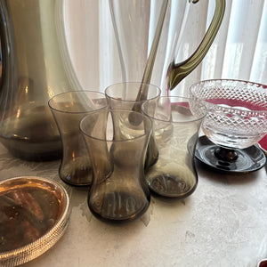 VINTAGE BARWARE GROUPING (SMOKED GLASS PITCHER SET AND MORE) - P113