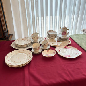 VINTAGE CHINA GROUPING (NORITAKE AND MORE) - P115