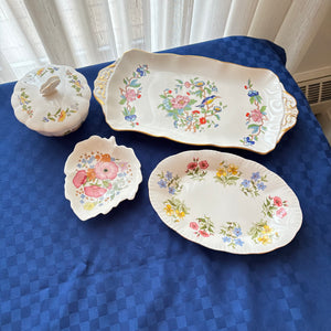 VINTAGE CHINA GROUPING (PARAGON AND MORE) - P118