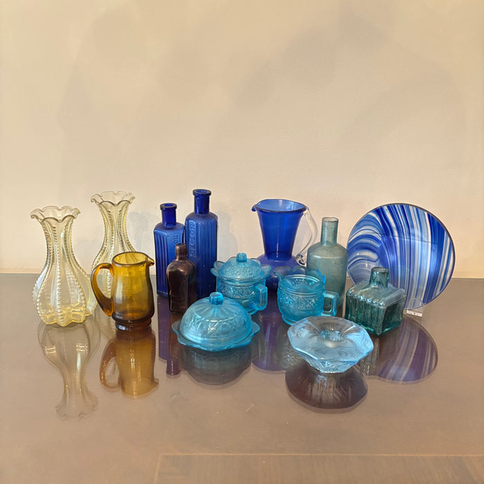 VINTAGE MINI GLASS GROUPING - P124