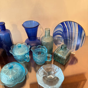 VINTAGE MINI GLASS GROUPING - P124