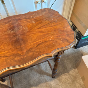 SOLID WOOD VINTAGE ACCENT TABLE (WEAR ON TOP) - P129