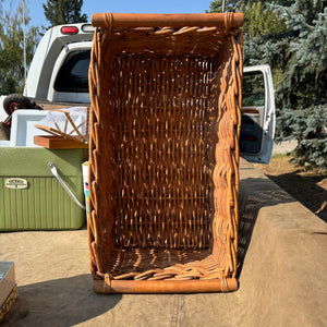 6 Piece Vintage Grouping (Large Wicker Basket, Cooler and More) - R341