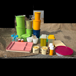 Vintage Tupperware Grouping - R379
