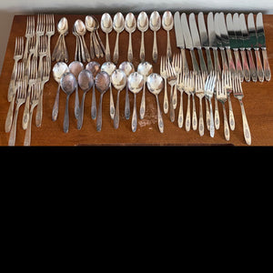 COMMUNITY PLATE FLATWARE GROUPING - P342