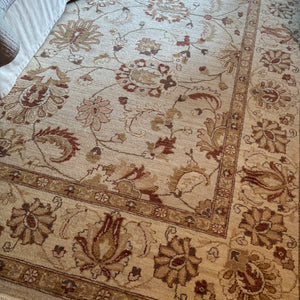 10ft x 8ft Wool Area Rug - M320