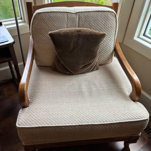 Drexel Heritage County Style Club Chair with Solid Wood Frame - M322