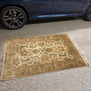 6Ft x 4Ft Vintage Wool Area Rug - M328