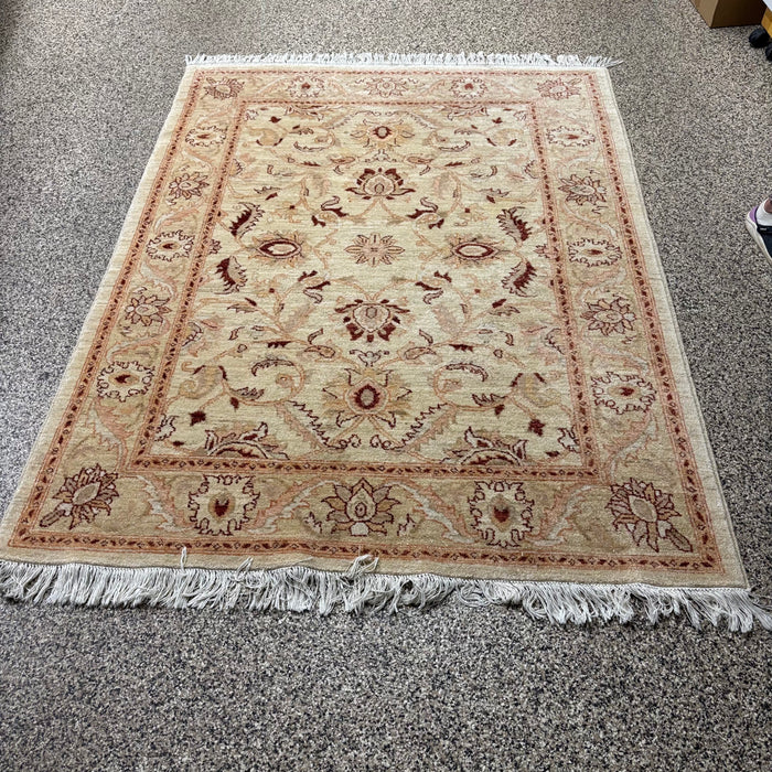 5Ft x 6.5Ft Vintage Afghanistan 100% Wool Area Rug - M329
