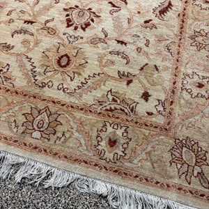 5Ft x 6.5Ft Vintage Afghanistan 100% Wool Area Rug - M329