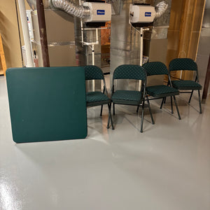 Folding Card Table with 4 Folding Chairs - M332