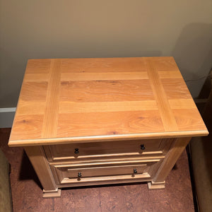 Thomasville Furniture Solid Wood 2 Drawer Night Stand - M336