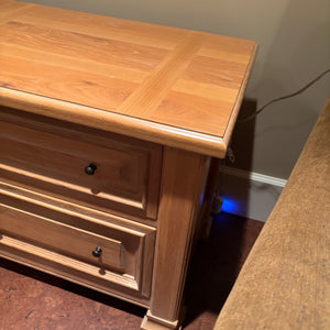 Thomasville Furniture Solid Wood 2 Drawer Night Stand - M336