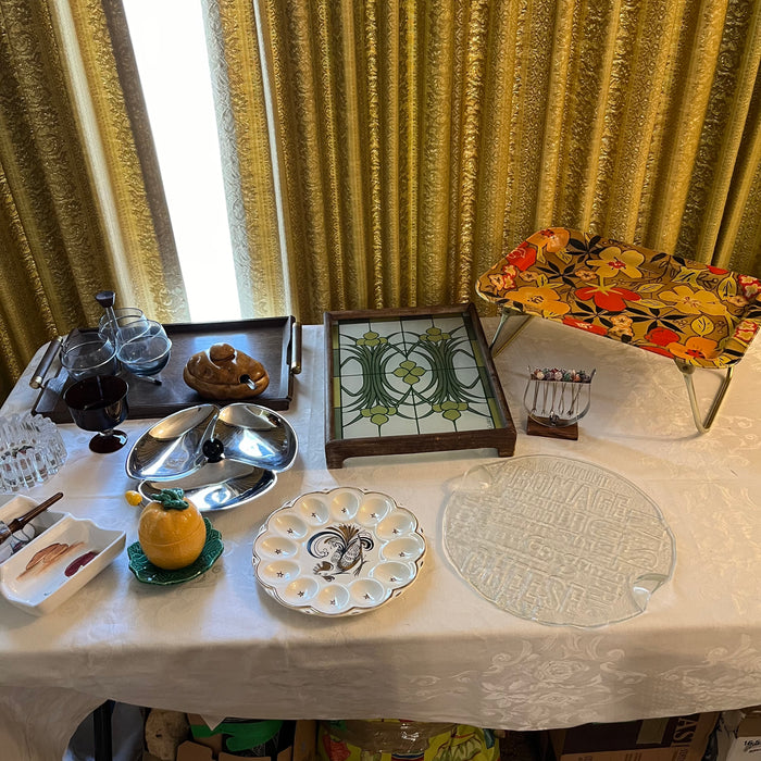 Vintage and More Decor and Kitchen Grouping - R548