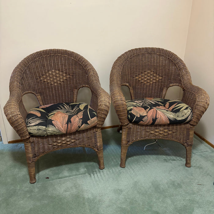Set of 2 Wicker Chairs - R584