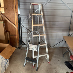 6Ft Ladder and Step Stool - R592