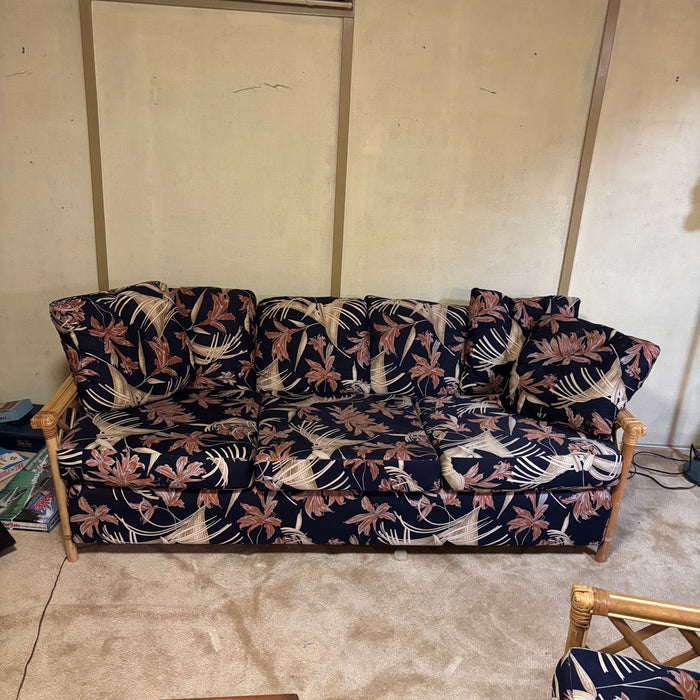 Vintage Sofa with Bamboo Frame - R602
