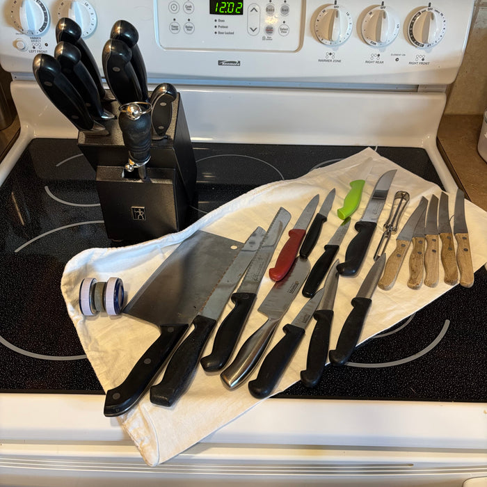 Knives Grouping - S562