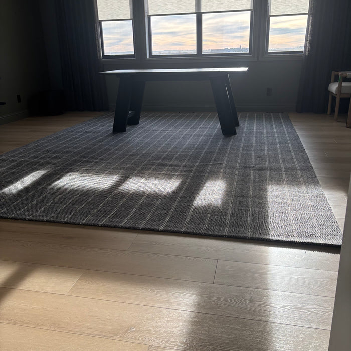 Lauren by Ralph Lauren Tamworth Check 10’ x 14’ Wool/Viscose Area Rug in Charcoal with Underlay (Retail Value $2,426) - L306